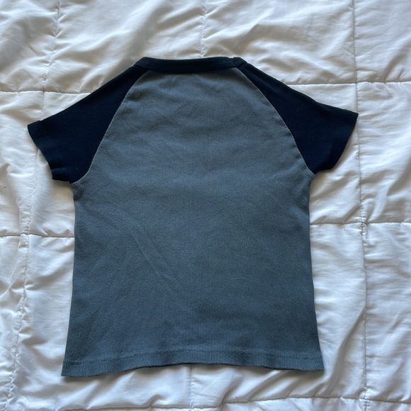 Bella Ribbed Top - Picture 2 of 2